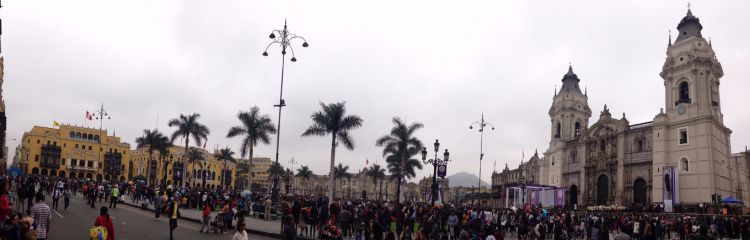 Senhor dos Milagres em Lima: A Maior Procissão Religiosa do Peru | Viagens Machu Picchu